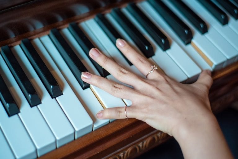 top-finger-stretching-exercise-for-piano-players-2023