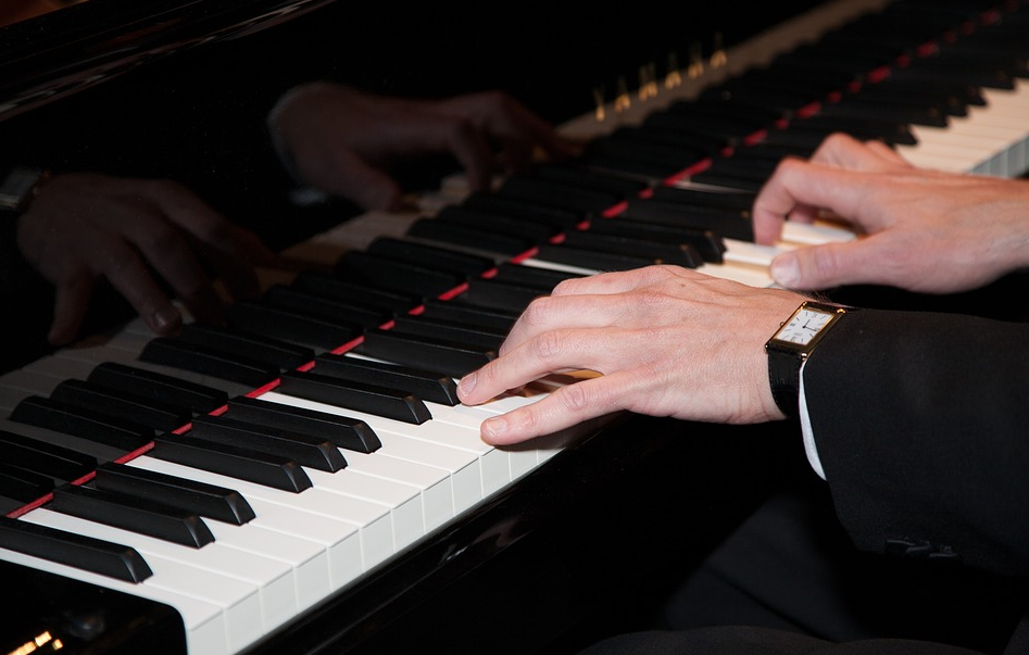 How Learning the Piano Can Change Your Life