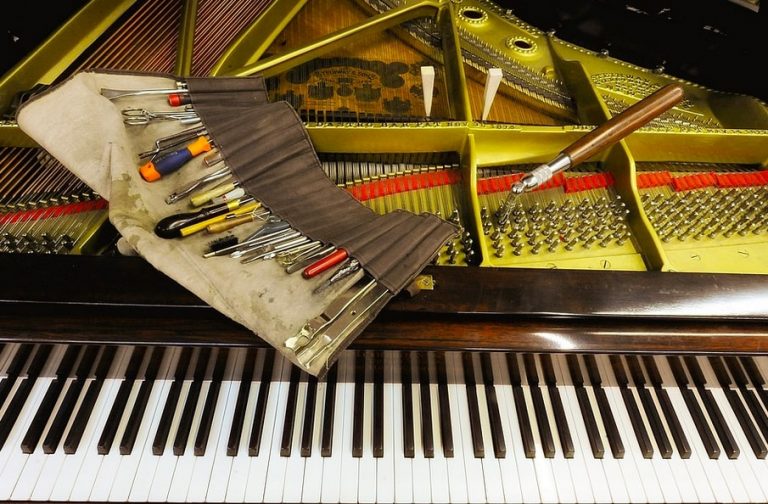 how-much-does-piano-tuning-cost-2023-pianoopedia