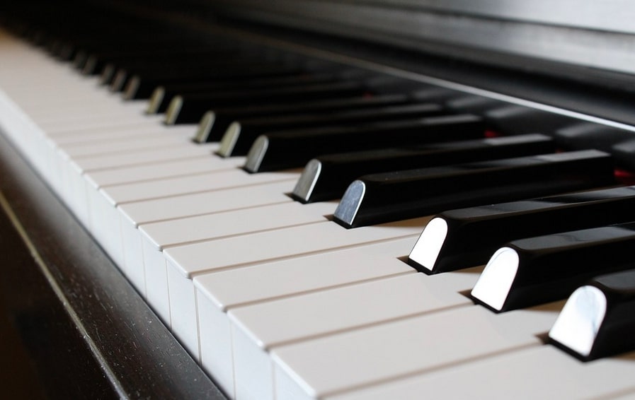 Plastic Or Ivory Piano Keys